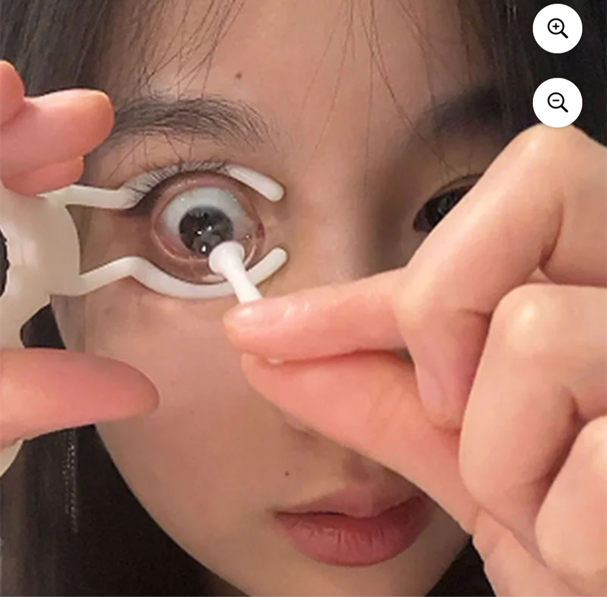 White tweezer insert